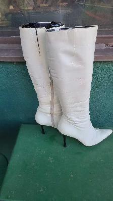 Womens Aldo Italian Leather boots - Photo 2
