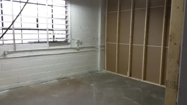 Private Workshop Space for rent 350sqft Etobicoke