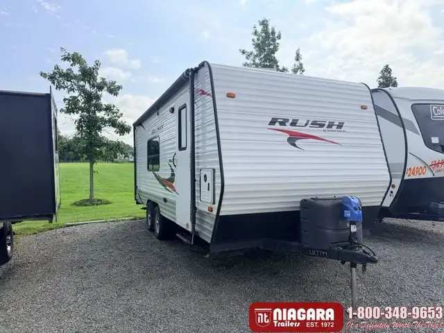 2018 SUNSET PARK RV RUSH 22FC Toy Hauler