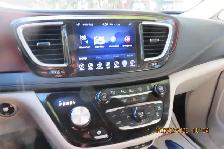 2017 PACIFICA LTD, 191,000 KM, VERY CLEAN, LOADED $12800 - Photo 5