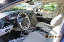 2017 PACIFICA LTD, 191,000 KM, VERY CLEAN, LOADED $12800 - Photo 10