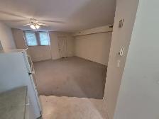 ABR-2A Abercrombie Place — 1 Bed Lower-Level Suite, Waterloo - Photo 2