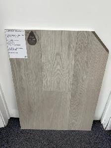 waterproof laminate floor 12mm ($2.39/sf) - Photo 9