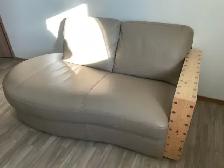 Leather couch - Photo 3
