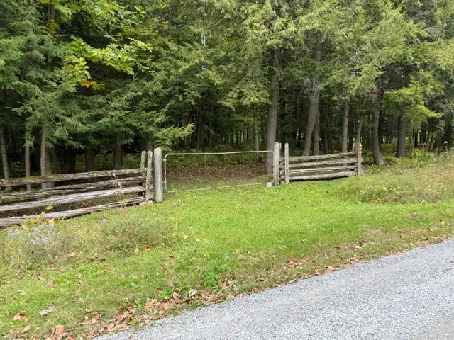 8 Acre Building Lot Ottawa West