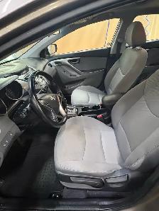 2013 Hyundai Elantra - Photo 5