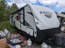 Assorted Travel Trailers for Sale or Scrap - Photo 2