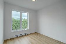 UNITÉ CONDO 5 1/2 AU 1ERE ÉTAGE AVEC 3 CHAMBRES RIVE-SUD WOW! - Photo 7