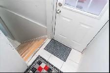 LEGAL BASEMENT for 1 or 2 persons available from 01st Nov 2026 - Photo 4