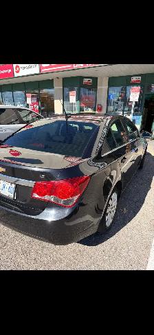 Chevy Cruze for sale 213,500kms - Photo 3