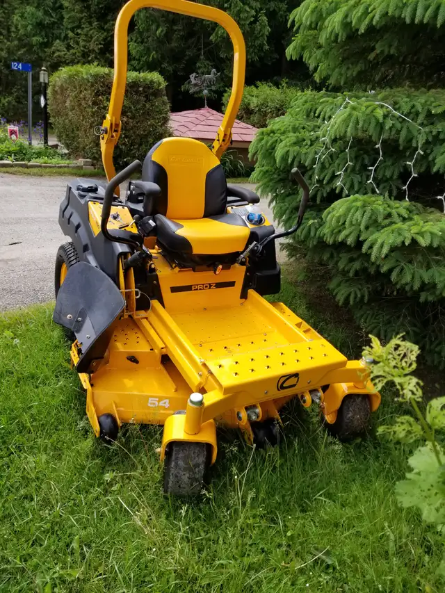 Cub Cadet PRO Z 54-inch Zero Turn Mower