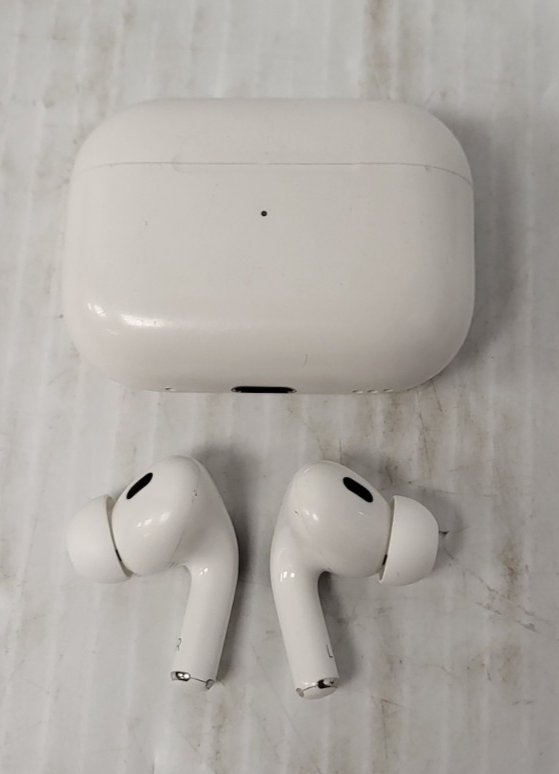 (N92671-1) Apple A2968 AirPods - 2nd Gen