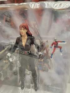 Marvel Select Black Widow NEW Special Collector Figure - Photo 2