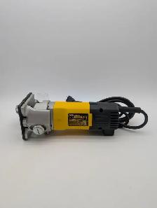 (B6633) DeWalt DW670 Corded Laminate Trimmer Trim Router 120V