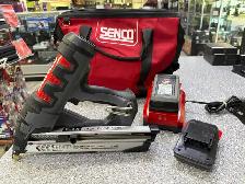 Senco F-15 18V 15G Finish Nailer with 2 batteries/charger/bag