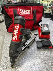 Senco F-15 18V 15G Finish Nailer with 2 batteries/charger/bag - Photo 2