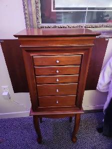 ANTIQUE JEWELRY CABINET BOWMANVILLE