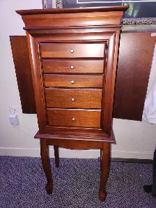 ANTIQUE JEWELRY CABINET BOWMANVILLE - Photo 2