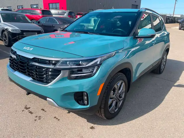 2024 Kia Seltos EX ONLY 18,804 KM