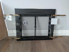 Brand New Arrington Medium Fireplace Glass Door For Sale - Photo 8