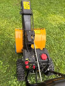 Cub Cadet snowblower 24 - Photo 7