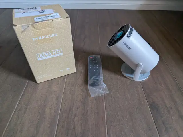 4K Wifi Mini Portable Projectors For Sale