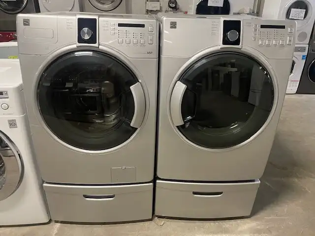 Laveuse sécheuse frontales grises/tiroirs Kenmore (remis à neuf)