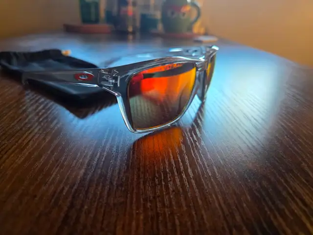 Oakley Sylas Sunglasses (NEW)