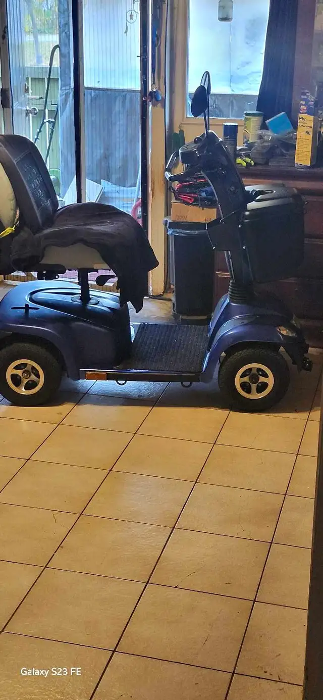 Pegasus scooter (refurbished) 'read ad fully'