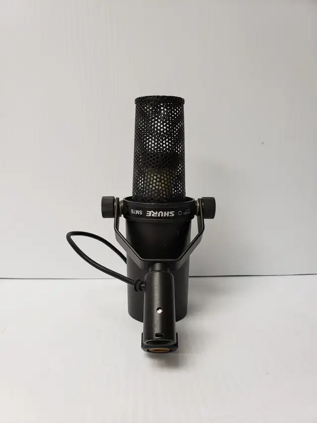 (9924330) Shure SM7B Microphone