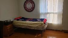 Private Bed Room $700 (steeles and Hurontario) - Photo 4