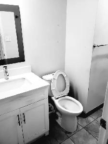Private Bed Room $700 (steeles and Hurontario) - Photo 7