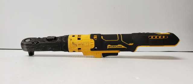 (9924264) Dewalt DCF510 Rachet -3/8'- 1/2'
