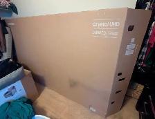 98' Samsung UHD TV. - Photo 4