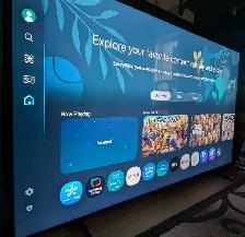 98' Samsung UHD TV. - Photo 8