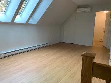 BEL  APPARTEMENT RÉNOVÉ  7 ½ PIÈCES PRÈS CARREFOUR  DE L’ESTRIE - Photo 5