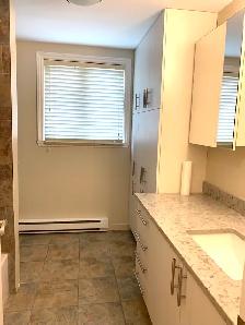 BEL  APPARTEMENT RÉNOVÉ  7 ½ PIÈCES PRÈS CARREFOUR  DE L’ESTRIE - Photo 6