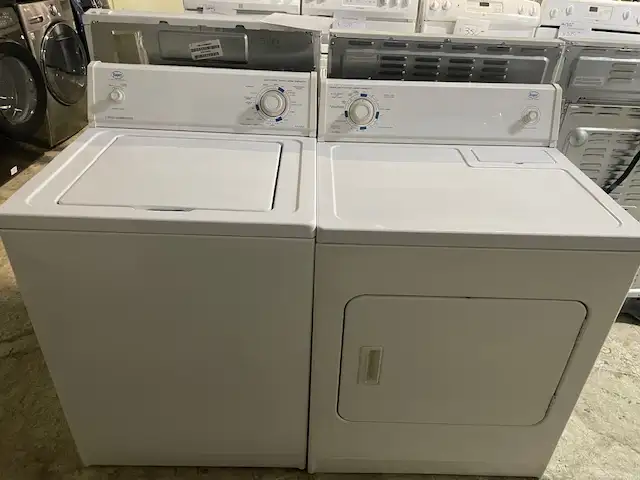 Laveuse sécheuse traditionnelles blanches Roper