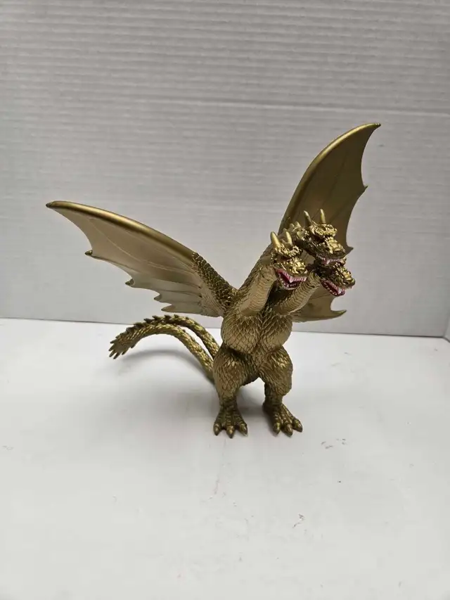 King Ghidorah Toho Gidzilla Universe figure 6.5'