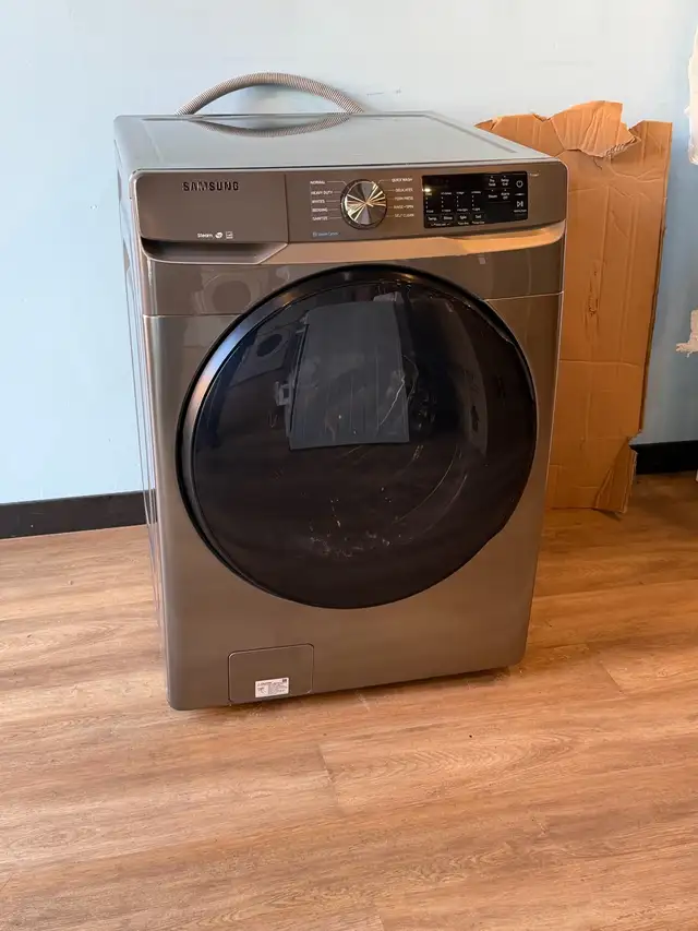 Samsung 30" Front Load Washer 4.5 Cu.Ft