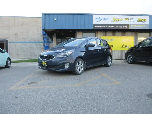 2014 Kia Rondo FX