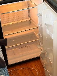 mini fridge maker Danby - Photo 2