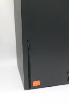 Xbox One X Disc Version w/ Controller (#44259) - Photo 3