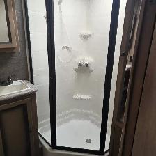 2015 Radiance 22RBDS-WELL EQUIPPED COUPLES COACH,4990 LBS,FINANC - Photo 12