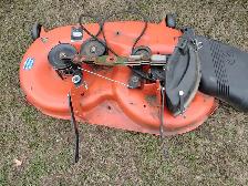 Husqvarna YTA 19K42 hydrostatic tractor STRIPPED FOR PARTS! - Photo 3