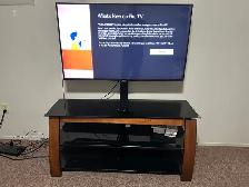 LG 48 inches smart TV - Photo 2