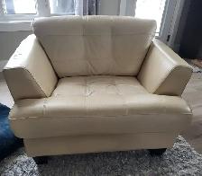 Leather couch and chair - Photo 2