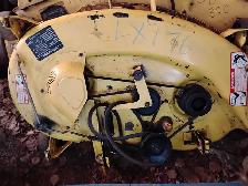 John Deere LX176 lawn tractor STRIPPED FOR PARTS! - Photo 5