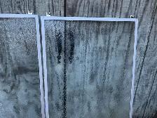 Two Sliding Shower Textured Glass Panels with Metal Frames ! - Photo 6