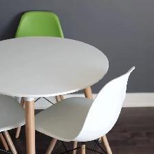 Round lacquered Dining table with solid beech wood legs - Photo 2